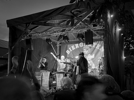 Sixtyfive Cadillac live on stage @ Schneverdingen Sommer im Biergarten 2023 Schneverdingen Sommer im Biergarten 2023